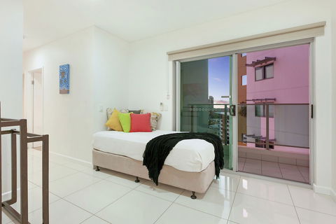 Beachlife Holiday Apartments - Accommodation Newcastle 5