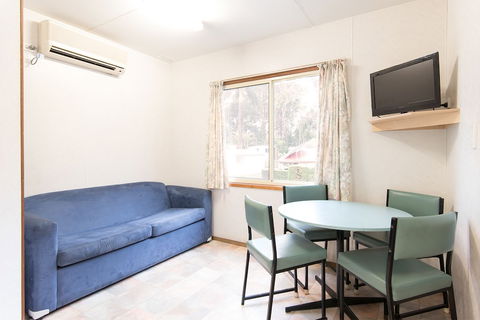 Clog Barn Caravan Park - Accommodation Newcastle 2