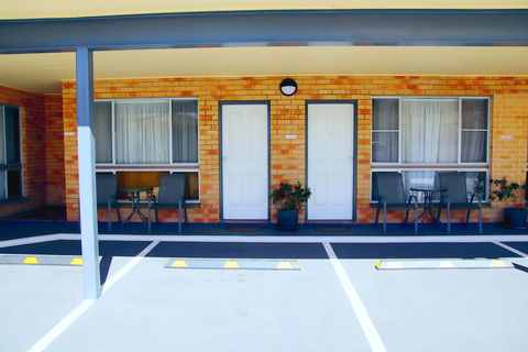 Squatters Homestead Motel - Accommodation Newcastle 1
