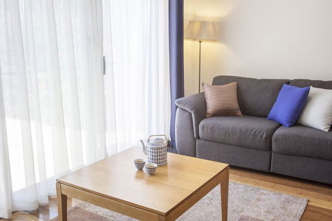 One Of A Kind Apartments - Accommodation Newcastle 7