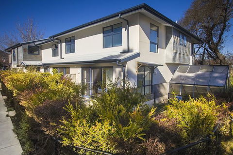 One Of A Kind Apartments - Accommodation Newcastle 1