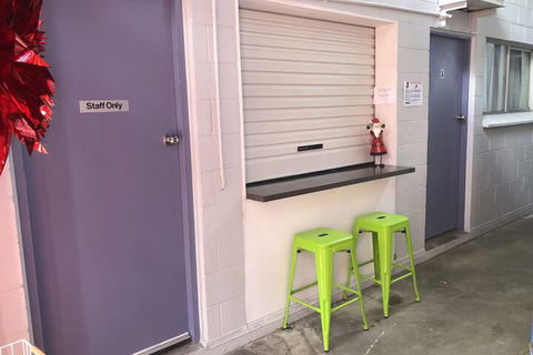 Reef Backpackers - Accommodation Newcastle 4