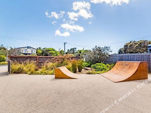Smiths Beach Paradise - Accommodation Newcastle 2