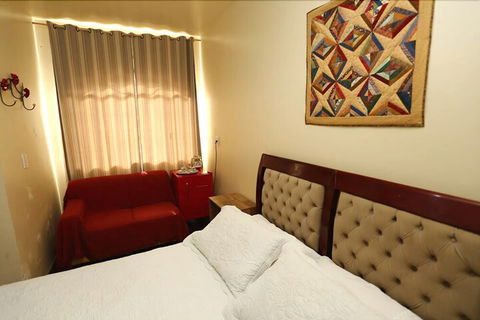 Lakeview 3 Bedroom House - Accommodation Newcastle 3