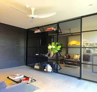 Meticulously Designed Sydney Aptmnt - Accommodation Newcastle