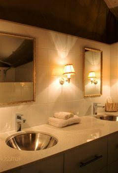 Alure Boutique Villas - Accommodation Newcastle 0