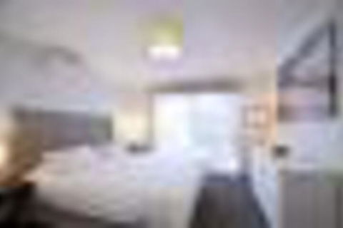 Wifi Walkway To BeachWalk To Town - Accommodation Newcastle 4