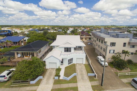 Serendipity - Accommodation Newcastle 5