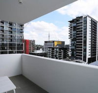 Chic Brisbane Living - Accommodation Newcastle