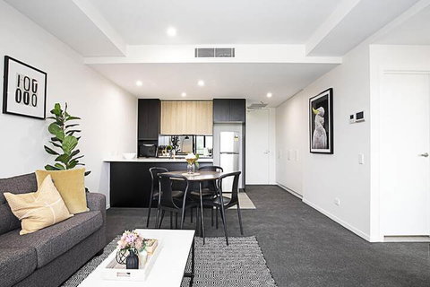 CANBERRA CHIC-Hosted By L'Abode - Accommodation Newcastle 6