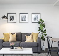 CANBERRA CHIC-Hosted by L'Abode - Accommodation Newcastle