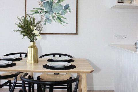 Modern Apartment In Brisbane - Accommodation Newcastle 6