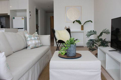 Modern Apartment In Brisbane - Accommodation Newcastle 4