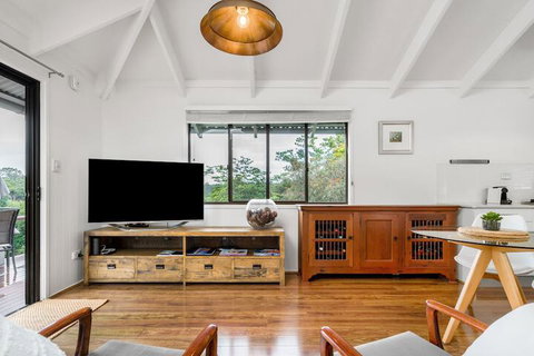 Twin Tallows - Accommodation Newcastle 6