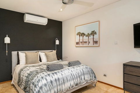 Your Luxury Escape - Byron Beachfront Villa - Accommodation Newcastle 2