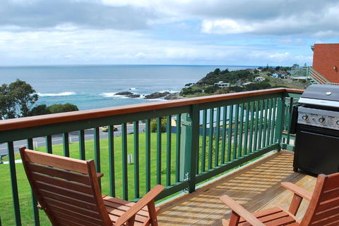 Whalevue Unit 2 - Accommodation Newcastle 3