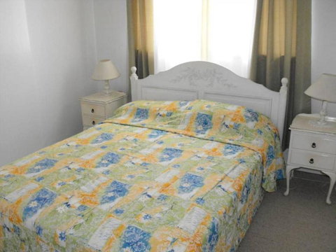 El Sandi Unit 12 14 18 North Street - Accommodation Newcastle 6