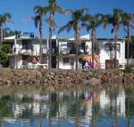 Beachfront 1 25 Willow Street - Accommodation Newcastle