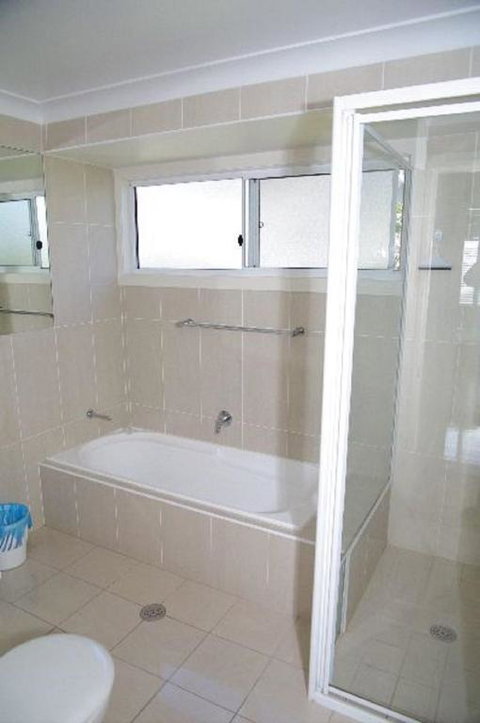 Beach Club 2 5 Gowing Street - Accommodation Newcastle 4