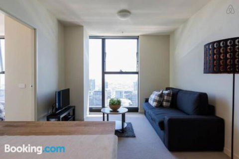 A Cozy CBD Suite With Spectacular City Views - Accommodation Newcastle 1