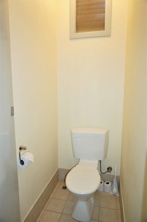 Exmouth Villas Unit 30 Large Undercover Deck For Entertaining - Accommodation Newcastle 4