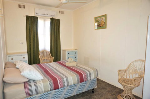 Exmouth Villas Unit 29 Affordable 3 Bedroom Villa With A Great Location - Accommodation Newcastle 2
