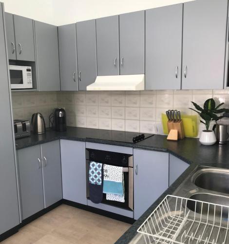 11 Anchovy Street Tin Can Bay Summer Haven Coastal Retreat - Accommodation Newcastle 1