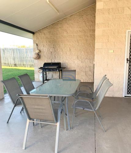 11 Anchovy Street Tin Can Bay Summer Haven Coastal Retreat - Accommodation Newcastle 3