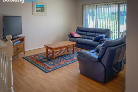 Endeavour 6 - Accommodation Newcastle 5