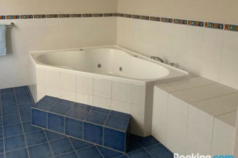 Endeavour 6 - Accommodation Newcastle 4
