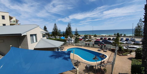 Sunset On Esplanade - Accommodation Newcastle 3