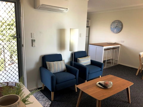 Sunset On Esplanade - Accommodation Newcastle 6