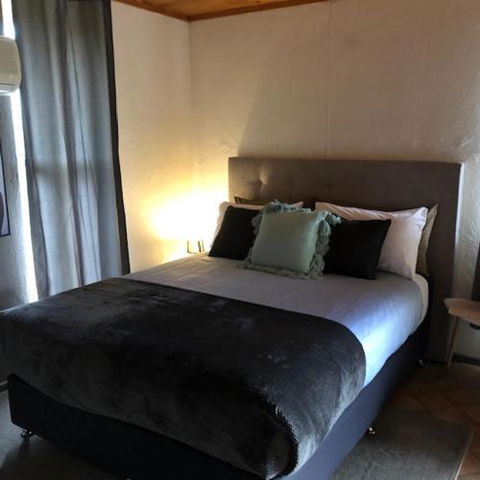 Granite Belt Cabins - Accommodation Newcastle 3