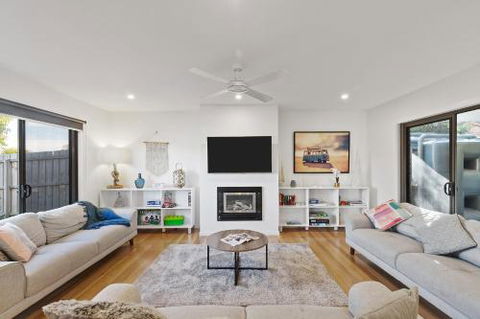 TORQUAY Relax & Unwind Beach 300m Table Tennis - Accommodation Newcastle 2