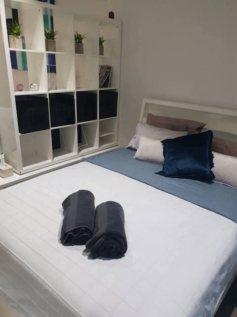 Great Location Hip Studio 5Km To City - Accommodation Newcastle 3