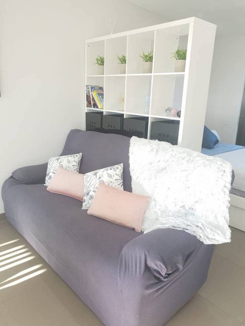 Great Location Hip Studio 5Km To City - Accommodation Newcastle 4