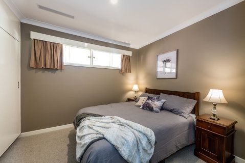 Hedge House- Luxury Space Style Location - Accommodation Newcastle 6
