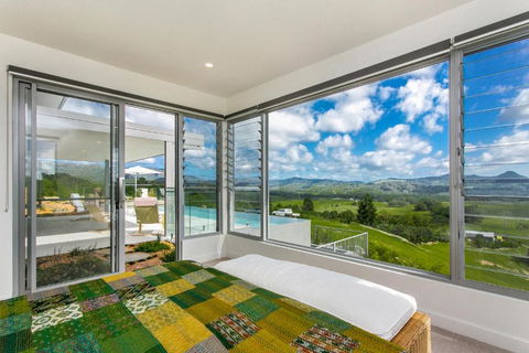 The Springs - Accommodation Newcastle 5
