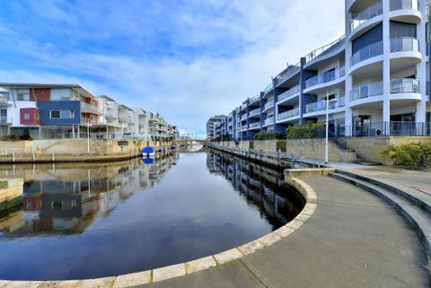 DelMar 3 - Accommodation Newcastle 0