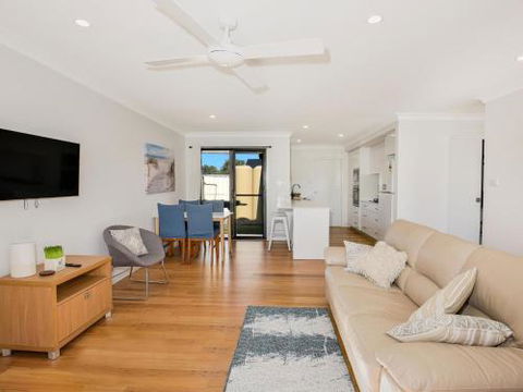 VIlla Zelma Culburra Beach - Accommodation Newcastle 2