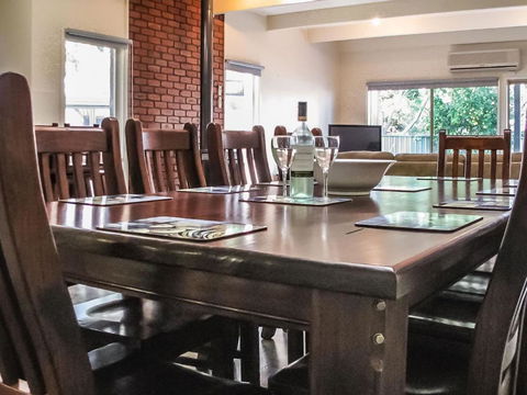 Summers Inn - Accommodation Newcastle 1