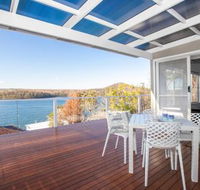 Home on the Water 21 Evans St. Lake Conjola - Accommodation Newcastle