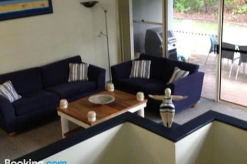 Waterscape 4pm Check Out Sundays - Accommodation Newcastle 6