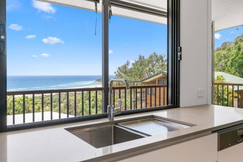 Tramican Street House - Accommodation Newcastle 3