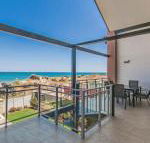 Surf  Sun in Silver Sands - Accommodation Newcastle