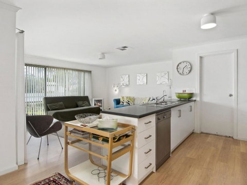 Beach Fun 11 Broadbeach Drive - Accommodation Newcastle 1