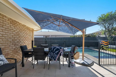 Lazy Days In Lennox - Accommodation Newcastle 2