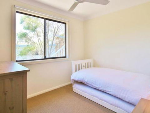 Bimbimbie At Hyams Beach 4pm Check Out Sundays - Accommodation Newcastle 3