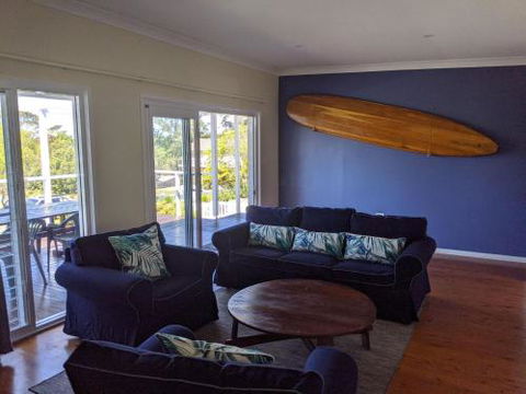 Seagrass Beach House At Hyams 4pm Check Out Sundays - Accommodation Newcastle 2