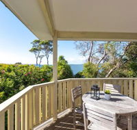 Hyams Seaside Apartment 4pm Check Out Sundays - Accommodation Newcastle